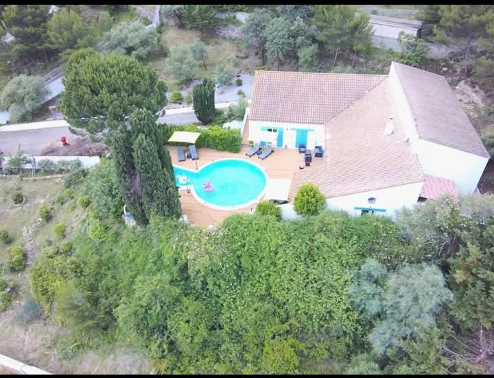 La Villa Du Menhir Gite บิซ-มิเนอวัว ภายนอก รูปภาพ
